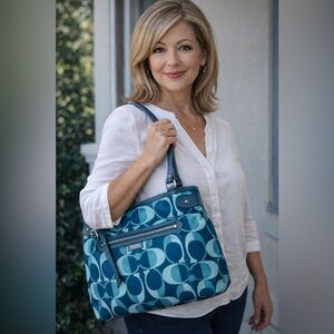 Coach Daisy Multi Signature Convertible Hobo / Daisy Dreams Crossbody